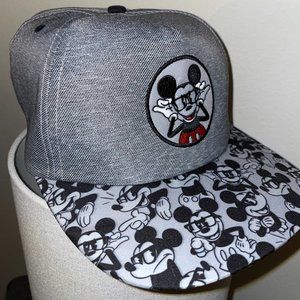 DISNEY Park Black&White "Hipster" Mickey Mouse Wide Brim Hat (adjustable)